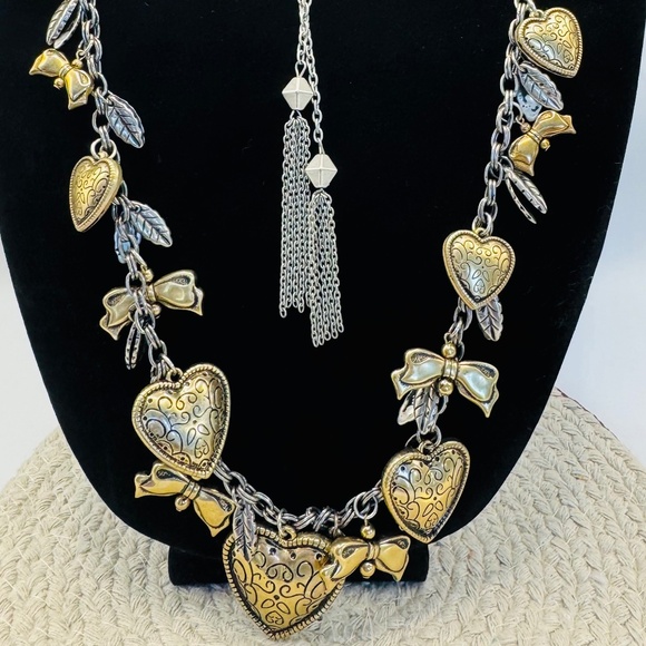 Gold Bow Pendant Necklace And Heart Bow Leaf Necklace Set - Picture 3 of 5